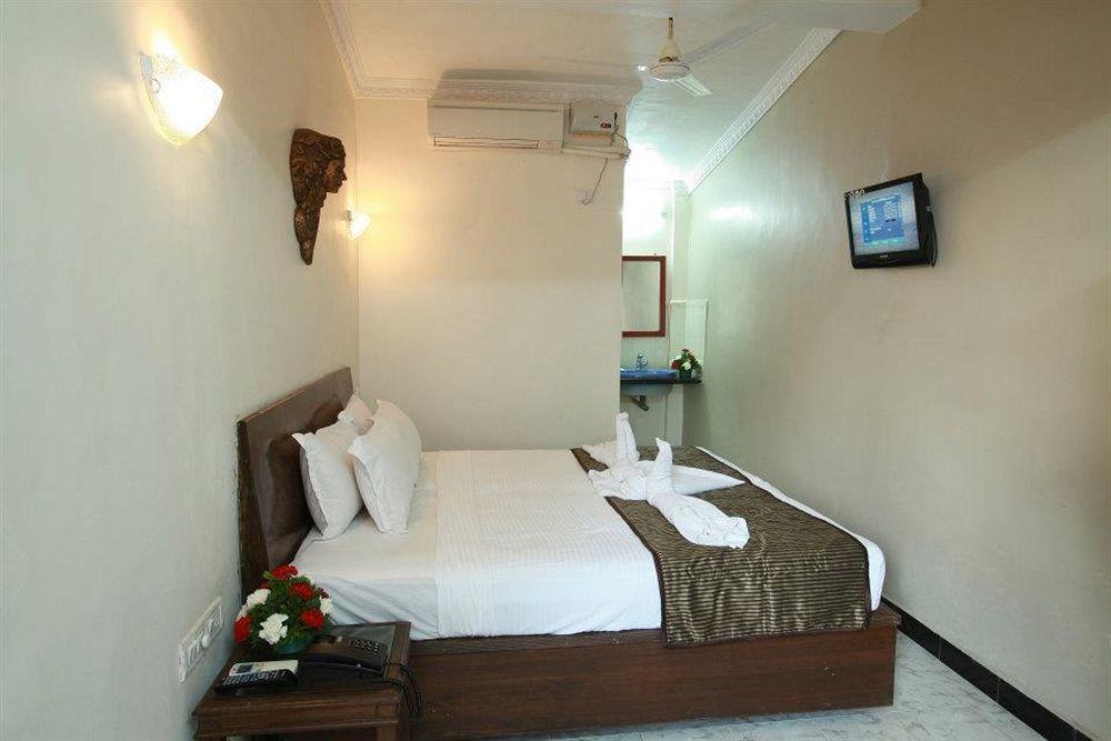 Hotel Lucky Star Colva Ngoại thất bức ảnh