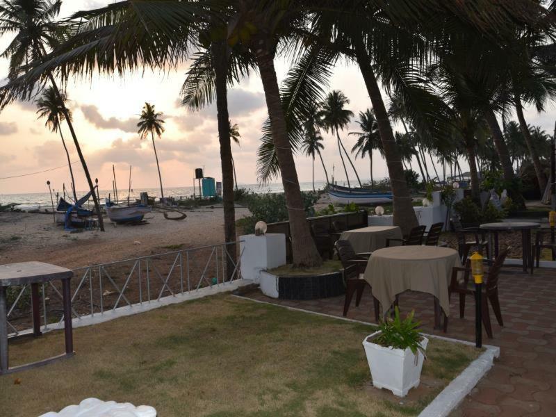 Hotel Lucky Star Colva Ngoại thất bức ảnh